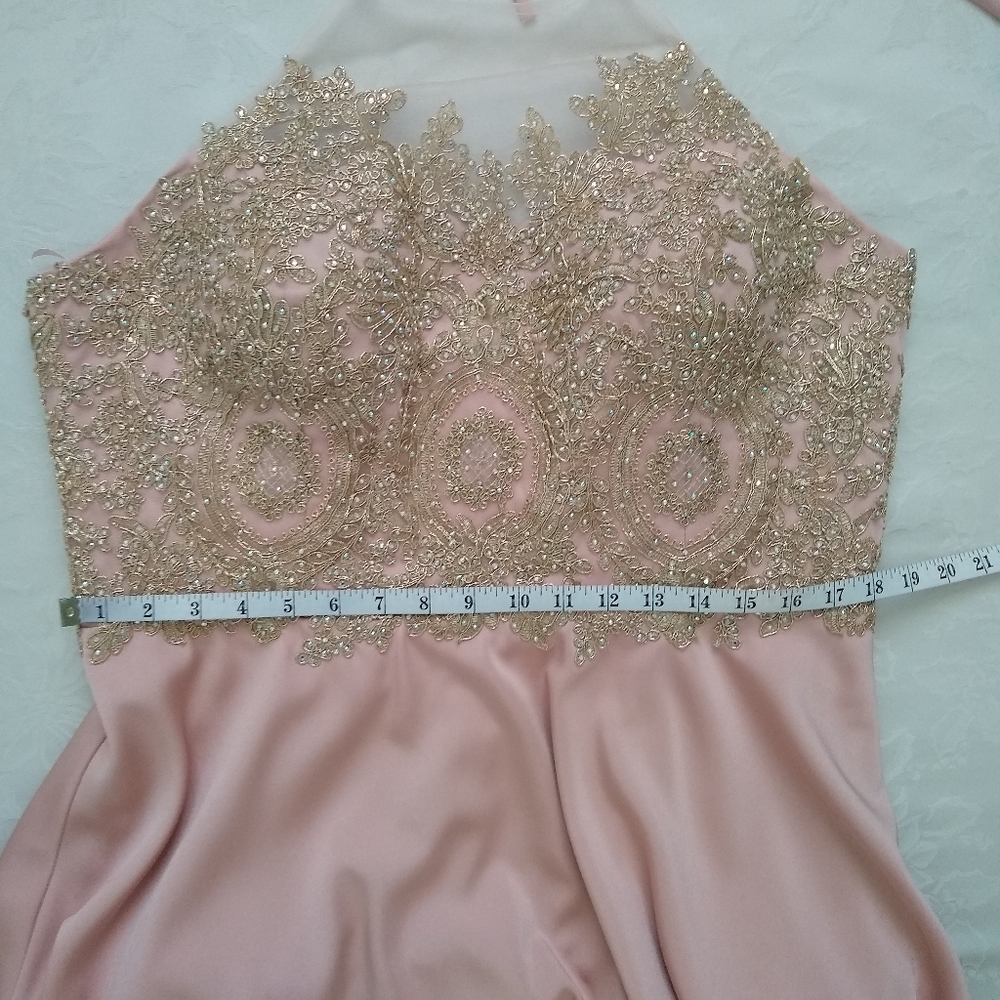New🎀Jolene halter Open Back Rose pink gold embroidered beaded jewelled - Picture 4 of 11